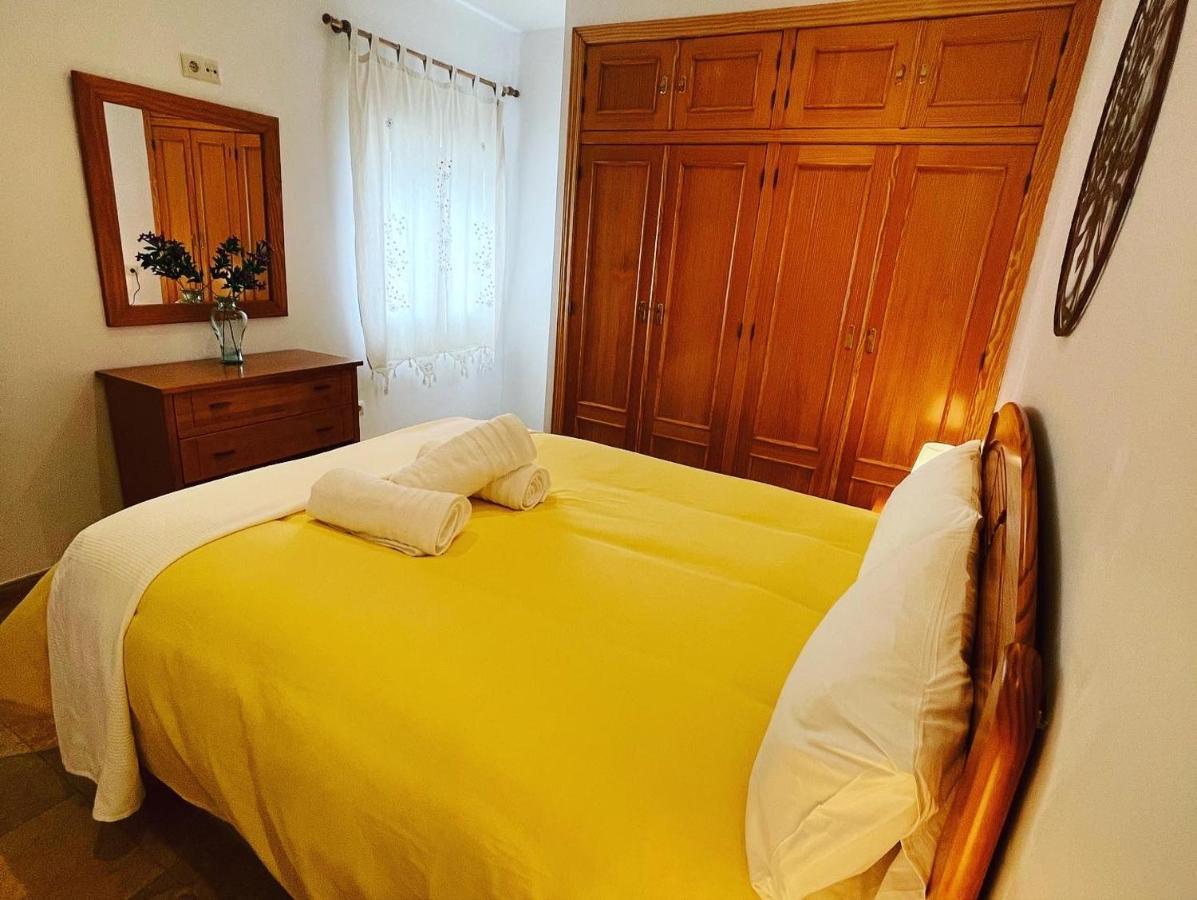 Apartamentos Colon Pondos Linares (Jaen) Exteriör bild