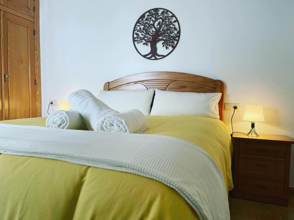 Apartamentos Colon Pondos Linares (Jaen) Exteriör bild